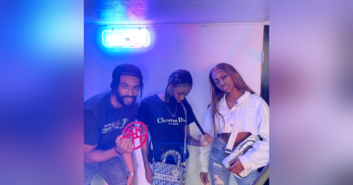 #18 - Tiesha and Tikeria - Reunited with my old students #18 - Tiesha and Tikeria - Reunited with my old students