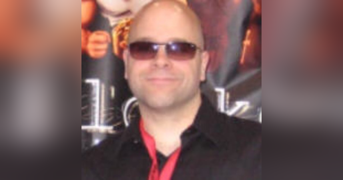 MTR Beyond The Mic: Michael Kingston/Headlocked MTR Beyond The Mic: Michael Kingston/Headlocked