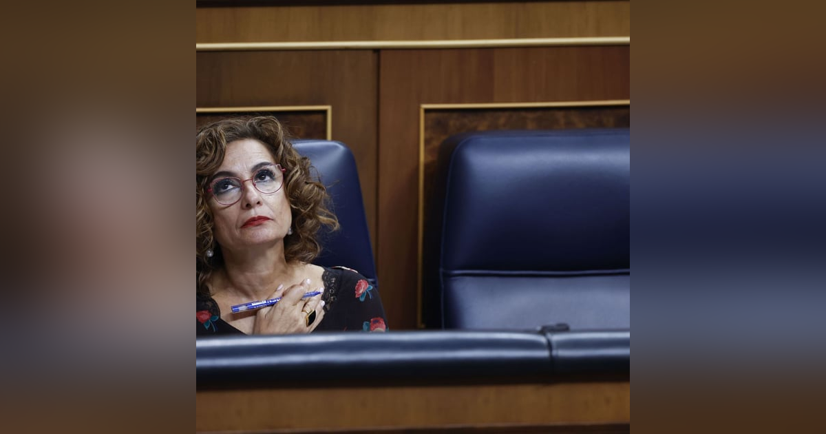 Prensa económica: Hacienda censura a la Universidad de Sevilla por una charla sobre sus "abusos" a los contribuyentes. Prensa económica: Hacienda censura a la Universidad de Sevilla por una charla sobre sus "abusos" a los contribuyentes.