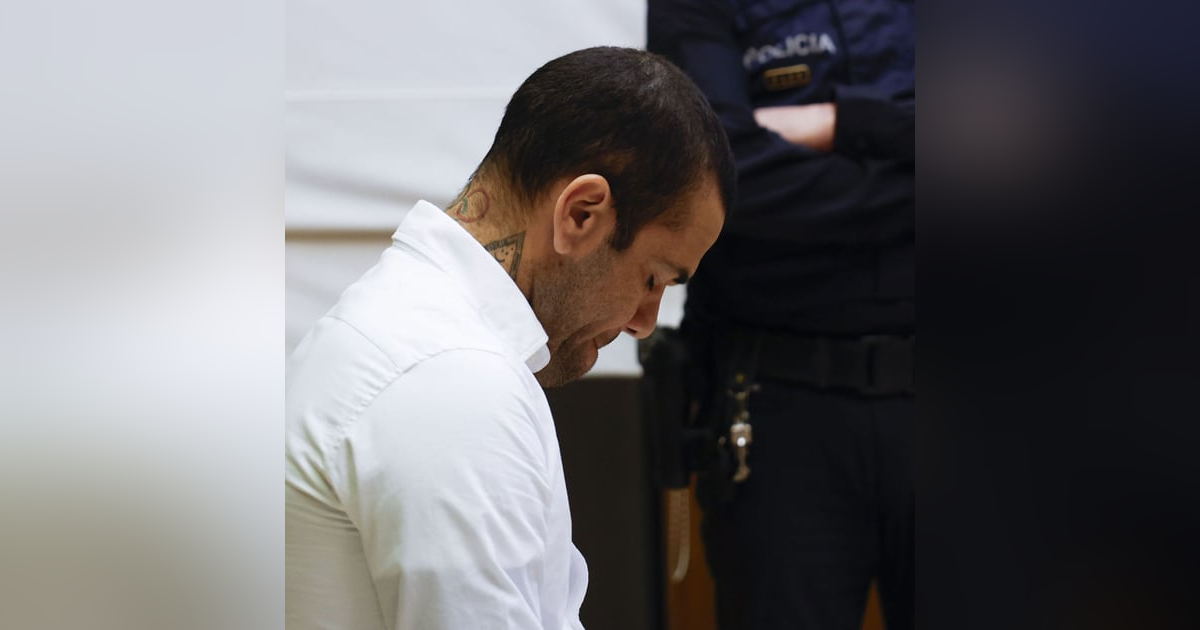 Crónica Rosa: Joana Sanz y Dani Alves, anuncio de embarazo y visita a un bufete de abogados Crónica Rosa: Joana Sanz y Dani Alves, anuncio de embarazo y visita a un bufete de abogados