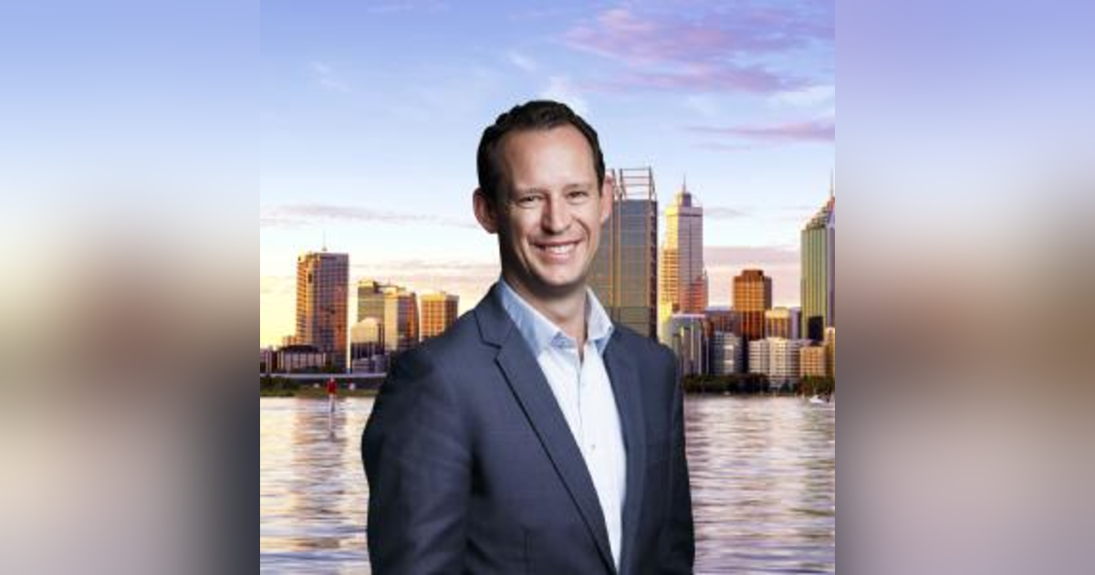 Mornings with Gareth Parker Mornings with Gareth Parker