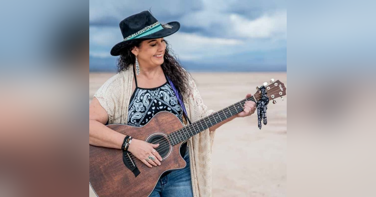 Album Review of Suzanne's Band "Bandana Woman" Album Review of Suzanne's Band "Bandana Woman"