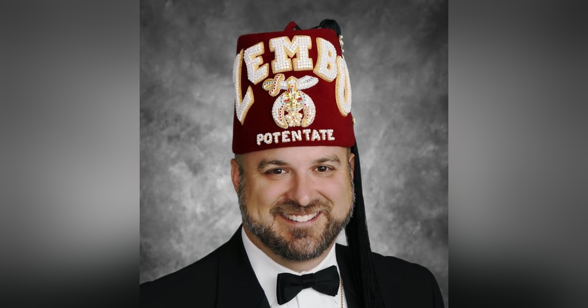 Episode 140 - Zembo Illustrious Potentate, Michael J. Smith Episode 140 - Zembo Illustrious Potentate, Michael J. Smith