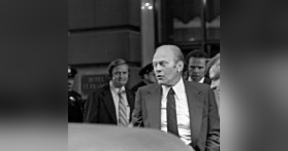 She's going to shoot the President. Sara Jane Moore. 1975 She's going to shoot the President. Sara Jane Moore. 1975