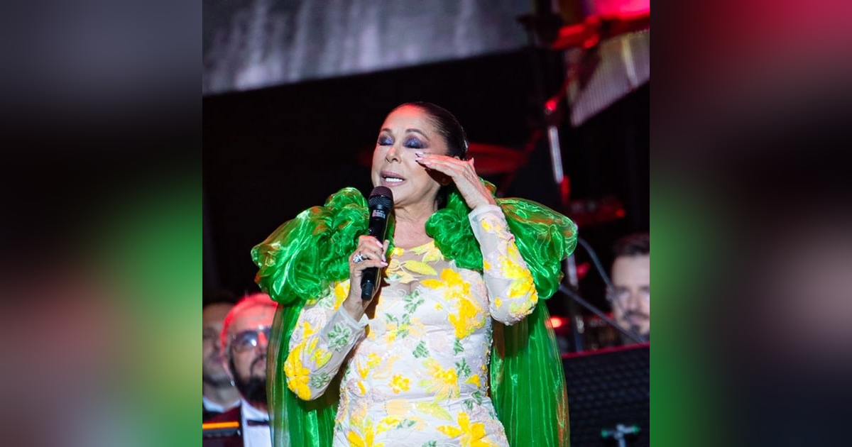 Crónica Rosa: Isabel Pantoja ilusionada en su debut en Starlite Crónica Rosa: Isabel Pantoja ilusionada en su debut en Starlite