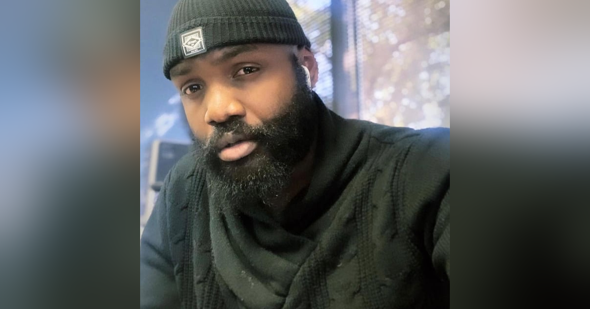 Meet KayCee, a systems analyst, actor & video journalist that loves traveling the world. Meet KayCee, a systems analyst, actor & video journalist that loves traveling the world.