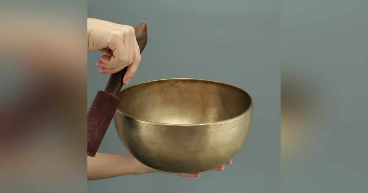 Experience Deep Relaxation with Peaceful Bowl Music and Guided Meditation Experience Deep Relaxation with Peaceful Bowl Music and Guided Meditation