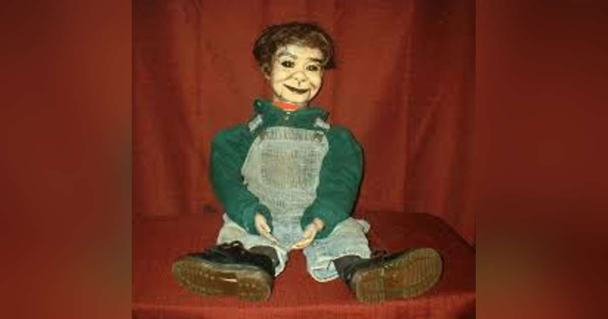 URBAN LEGENDS #10 HAUNTED DOLLS & LONELY DUMMIES (NOT FOR CHILDREN) URBAN LEGENDS #10 HAUNTED DOLLS & LONELY DUMMIES (NOT FOR CHILDREN)