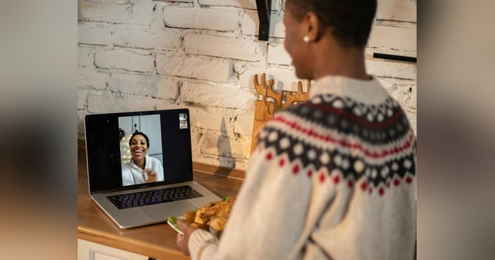 image for Are Your Friends OK? Why It's Good to Check In.