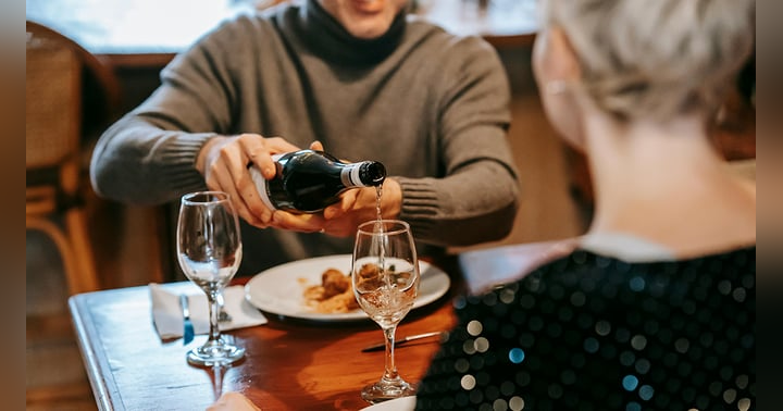 image for ❤️ Why Generosity Is the Missing Ingredient in Strong Holiday Relationships