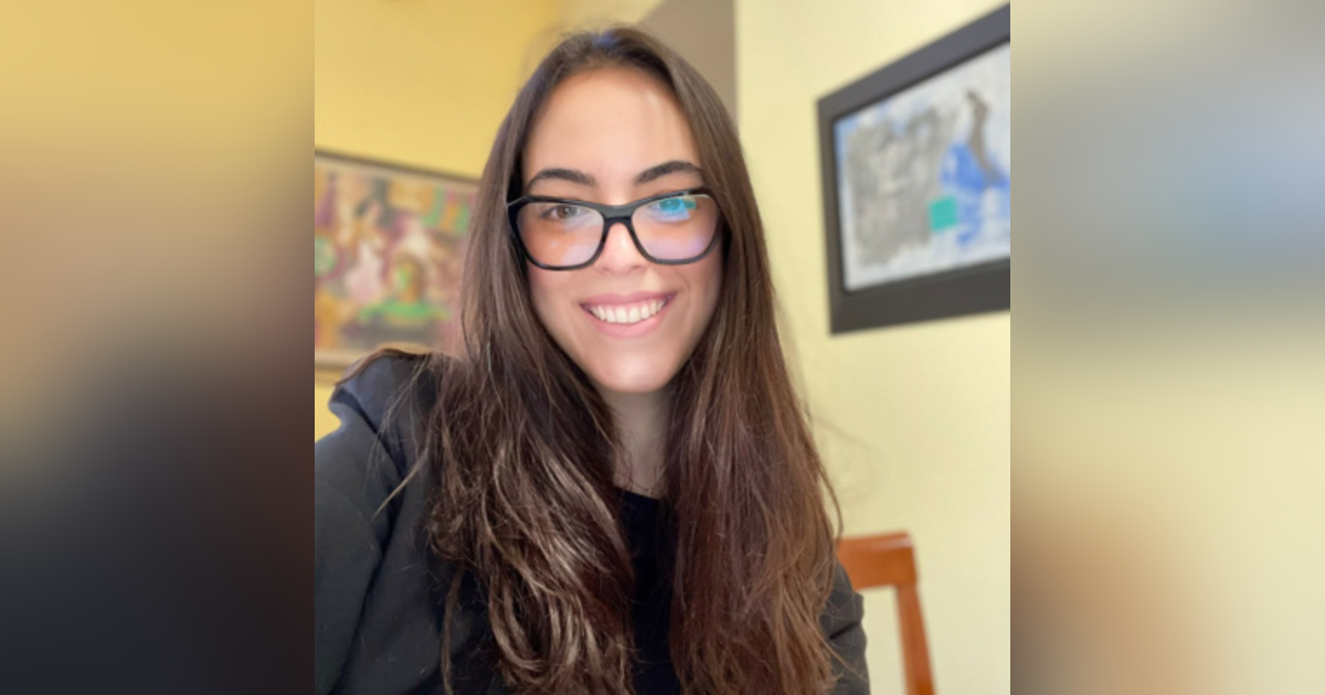 Volviendo a sus raices con Claudia Morera Volviendo a sus raices con Claudia Morera