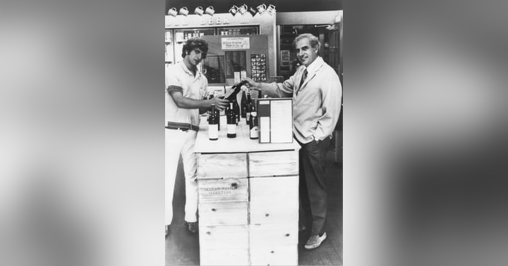 image for "Experiential Innovation" is real.