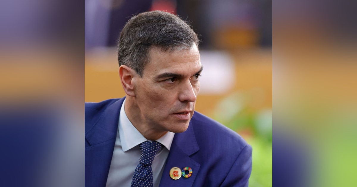 Prensa económica: La banca cierra el grifo del crédito para asumir los tres golpes fiscales de Sánchez Prensa económica: La banca cierra el grifo del crédito para asumir los tres golpes fiscales de Sánchez