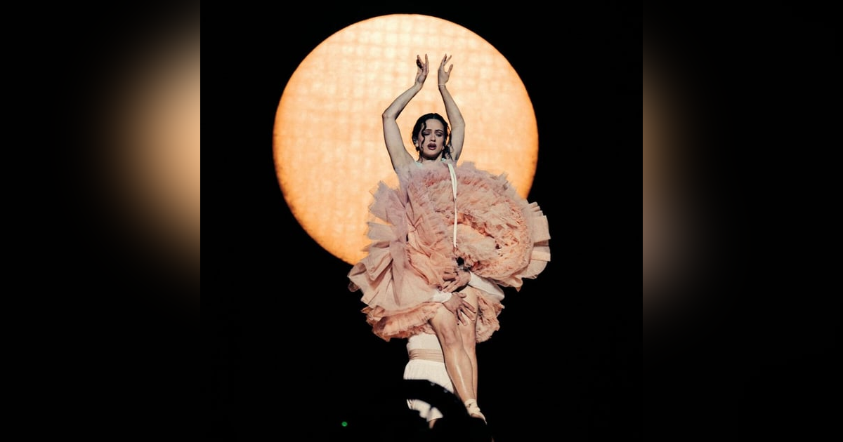 Crónica Rosa: Fueron Felipe VI y Leonor al concierto de Rosalía? Crónica Rosa: Fueron Felipe VI y Leonor al concierto de Rosalía?