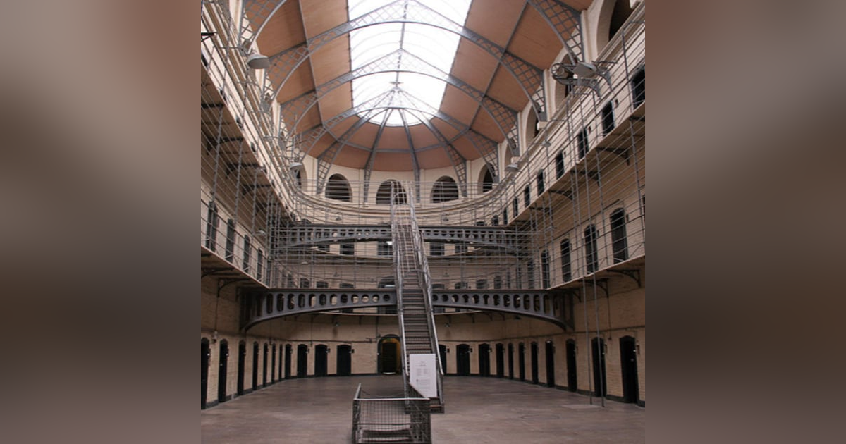 Episode 117: Private Prisons Episode 117: Private Prisons