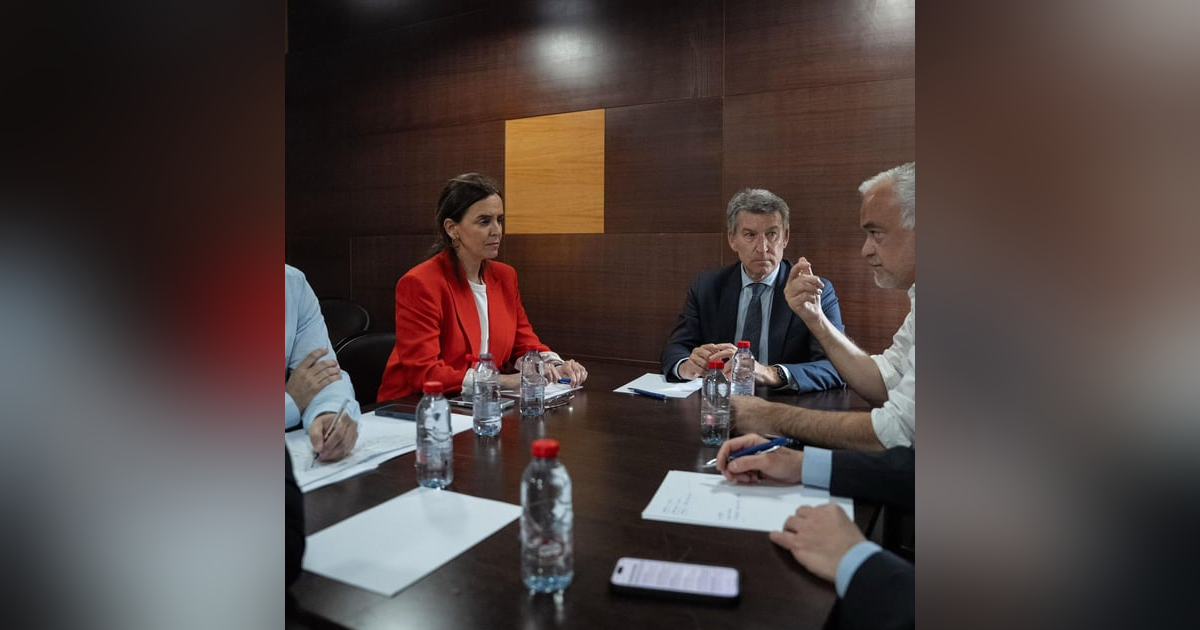 Federico entrevista a Núñez Feijóo: "El Gobierno sigue sobrepasado 20 horas más tarde" Federico entrevista a Núñez Feijóo: "El Gobierno sigue sobrepasado 20 horas más tarde"