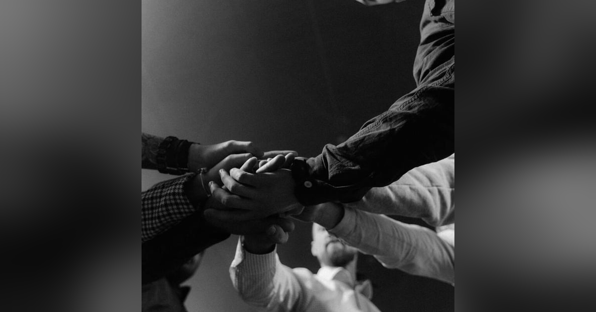 Cómo conocer a una persona: El arte de ver a los demás y ser visto. Cómo conocer a una persona: El arte de ver a los demás y ser visto.