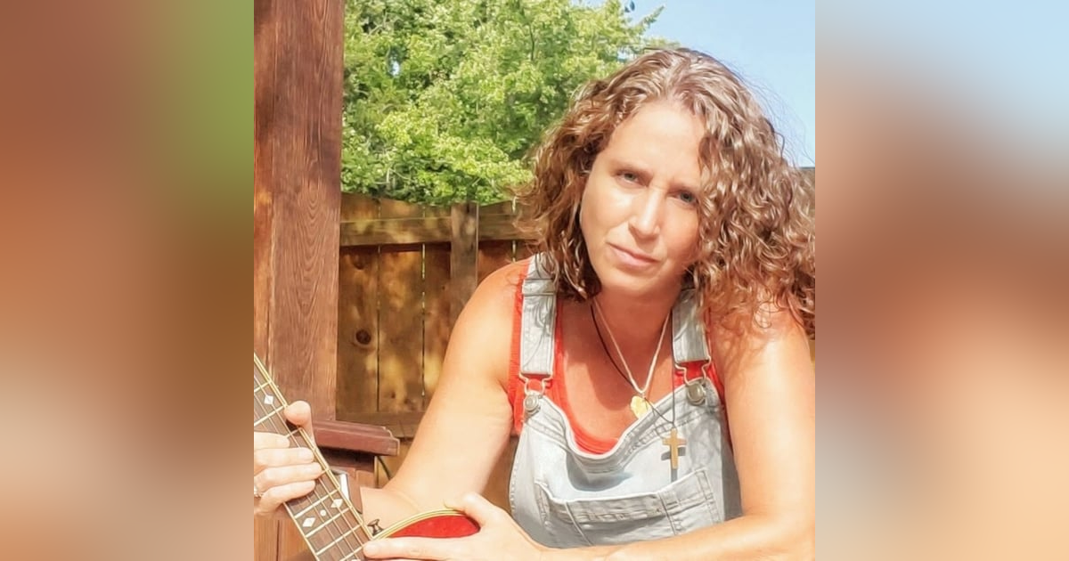 Pam Ross live from the Digital Bird's Nest Pam Ross live from the Digital Bird's Nest