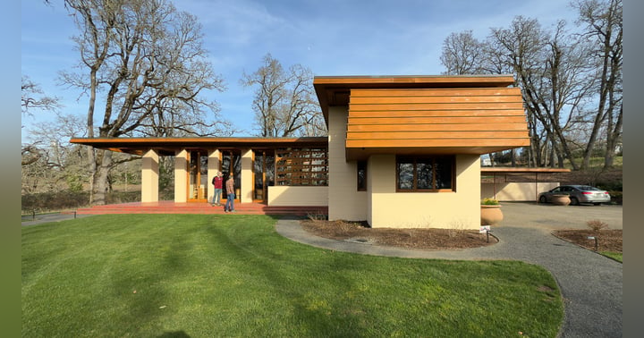 image for Frank Lloyd Wright’s Gordon House – A Usonian Gem You Can Visit in Oregon