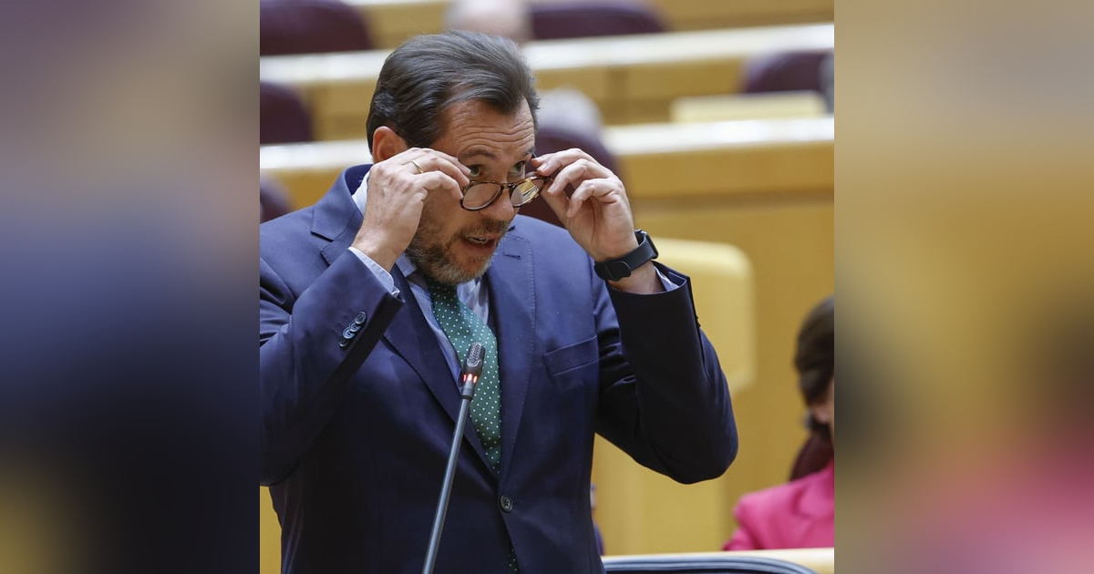 Prensa económica: Lamentable estado de las carreteras mientras Puente construye un gimnasio para sus funcionarios Prensa económica: Lamentable estado de las carreteras mientras Puente construye un gimnasio para sus funcionarios