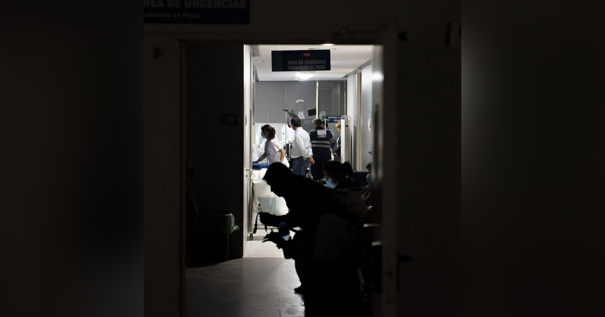 Las Noticias de La Mañana: El apagón deja al menos cinco muertos Las Noticias de La Mañana: El apagón deja al menos cinco muertos