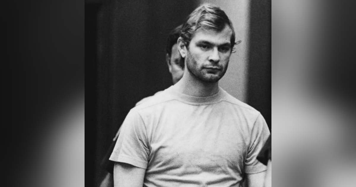 Monster: Jeffery Dahmer Monster: Jeffery Dahmer