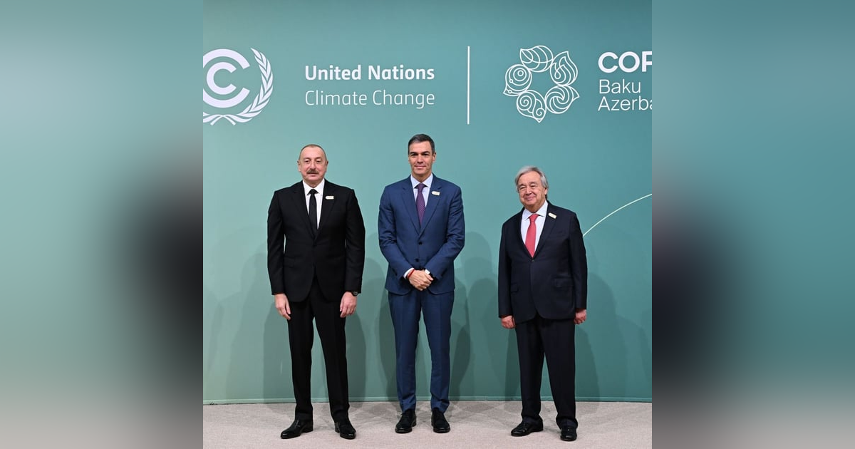 La República de los Tonnntos: Sánchez, el primer "comisionista del cambio climático" La República de los Tonnntos: Sánchez, el primer "comisionista del cambio climático"