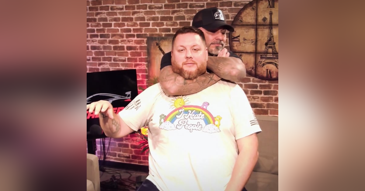 I GOT CHOKED OUT BY A JIU-JITSU BLACK BELT! 😵 Mexican Batman Returns I GOT CHOKED OUT BY A JIU-JITSU BLACK BELT! 😵 Mexican Batman Returns