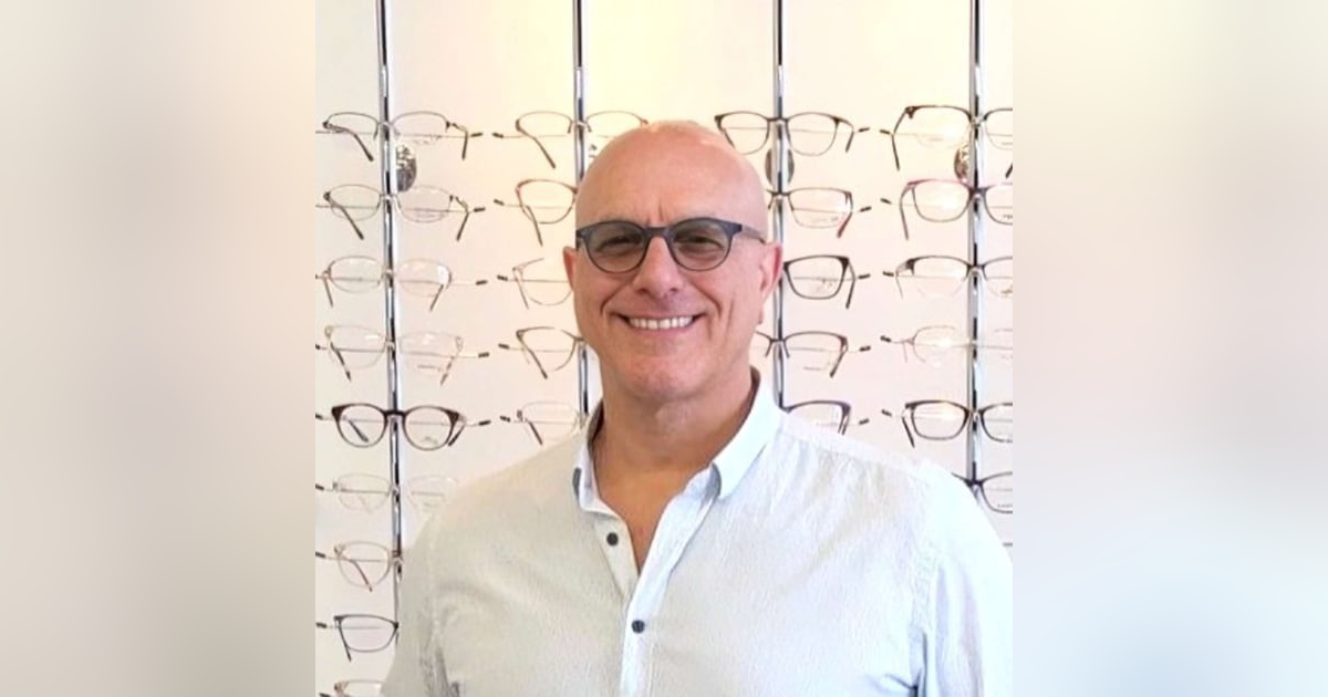 THE OPPORTUNITY - An Independent Contracted Optician THE OPPORTUNITY - An Independent Contracted Optician