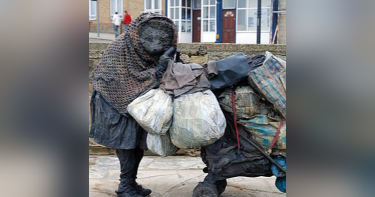 BAG LADY COMMERCIAL BAG LADY COMMERCIAL