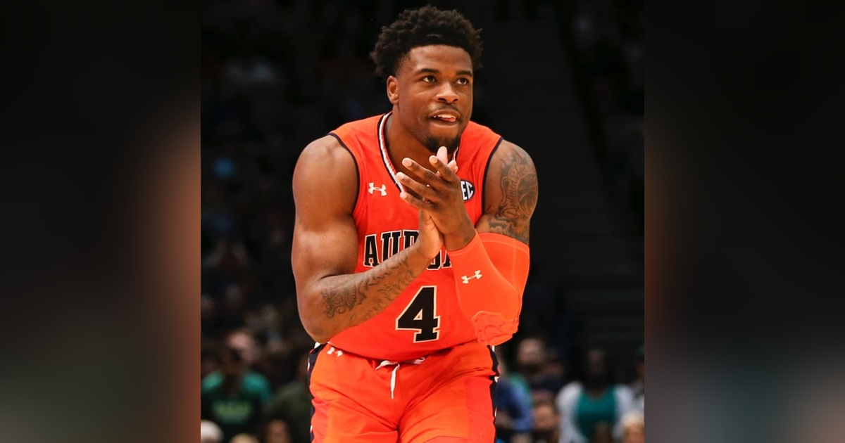 Episode #118-“War Eagle Ft. Malik Dunbar” Episode #118-“War Eagle Ft. Malik Dunbar”