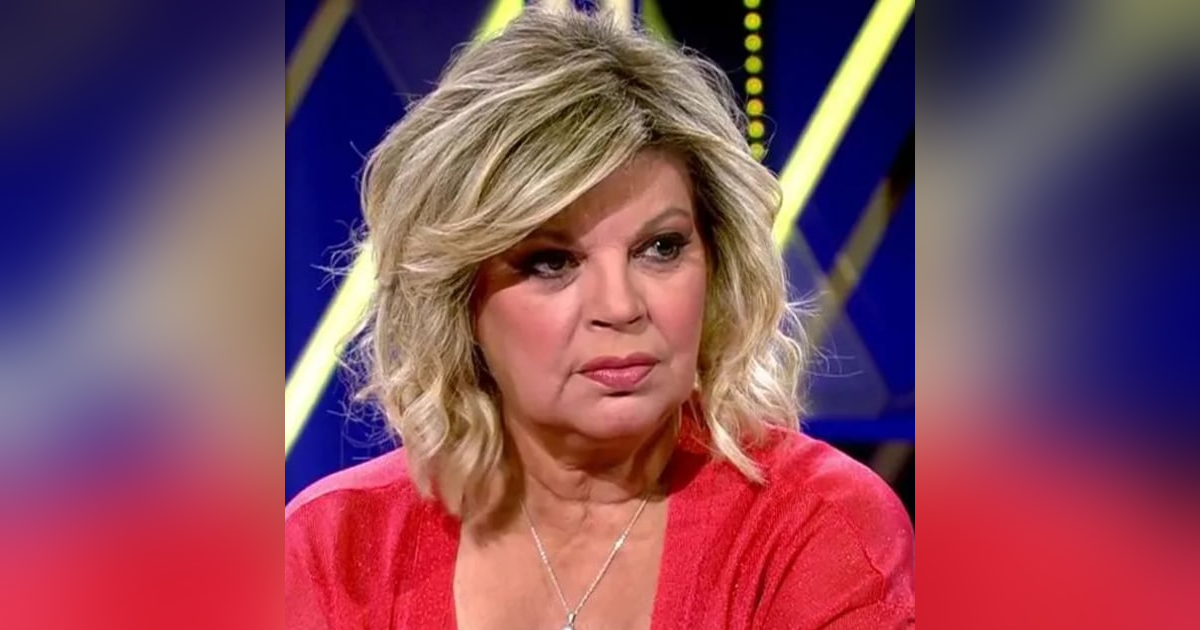 Crónica Rosa: Terelu Campos ya acepta a Carlo Constanzia: "Es un padrazo" Crónica Rosa: Terelu Campos ya acepta a Carlo Constanzia: "Es un padrazo"