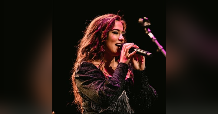 image for Anna Scott on Nashville Grit and Finding Her Voice