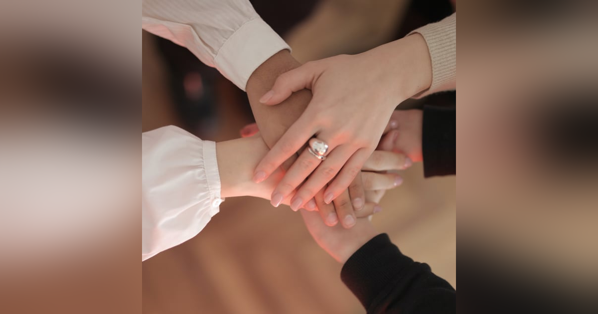 The Importance of Communities: OAJ Women’s Caucus Edition The Importance of Communities: OAJ Women’s Caucus Edition