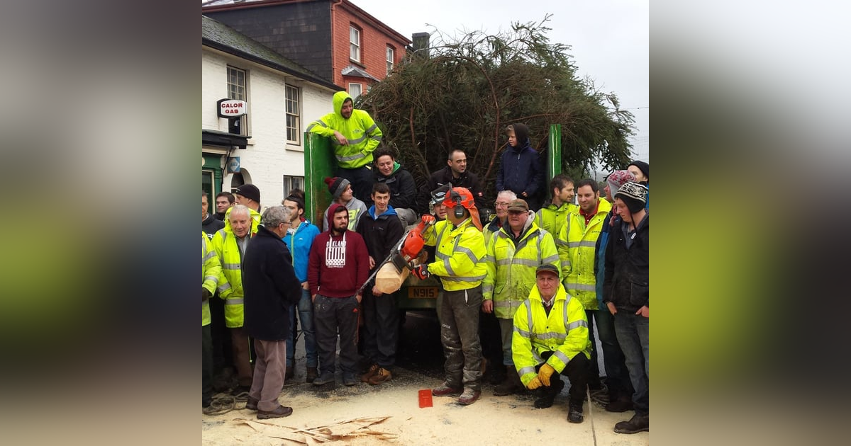 GRWP Radio podcast 'When Community Goes Wrong' - the first song of Christmas Luke 1 v 25 GRWP Radio podcast 'When Community Goes Wrong' - the first song of Christmas Luke 1 v 25