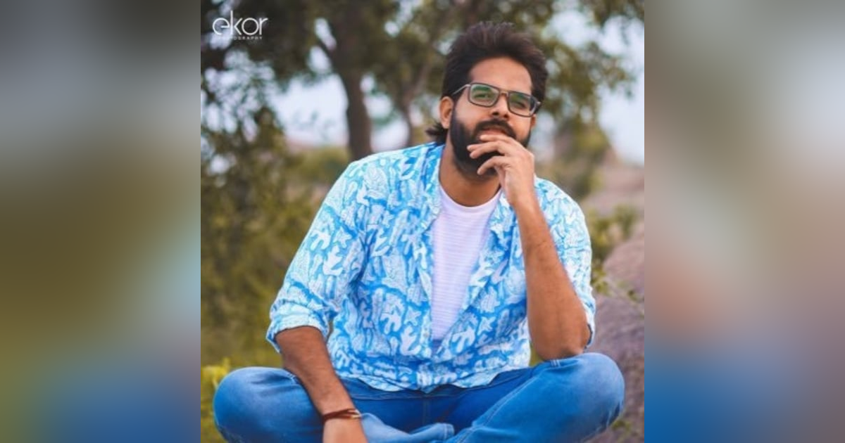 'కొత్త షూసు' - వీ మల్లికార్జున్ గారి 'నల్లగొండ కథలు' నుంచి. 'కొత్త షూసు' - వీ మల్లికార్జున్ గారి 'నల్లగొండ కథలు' నుంచి.