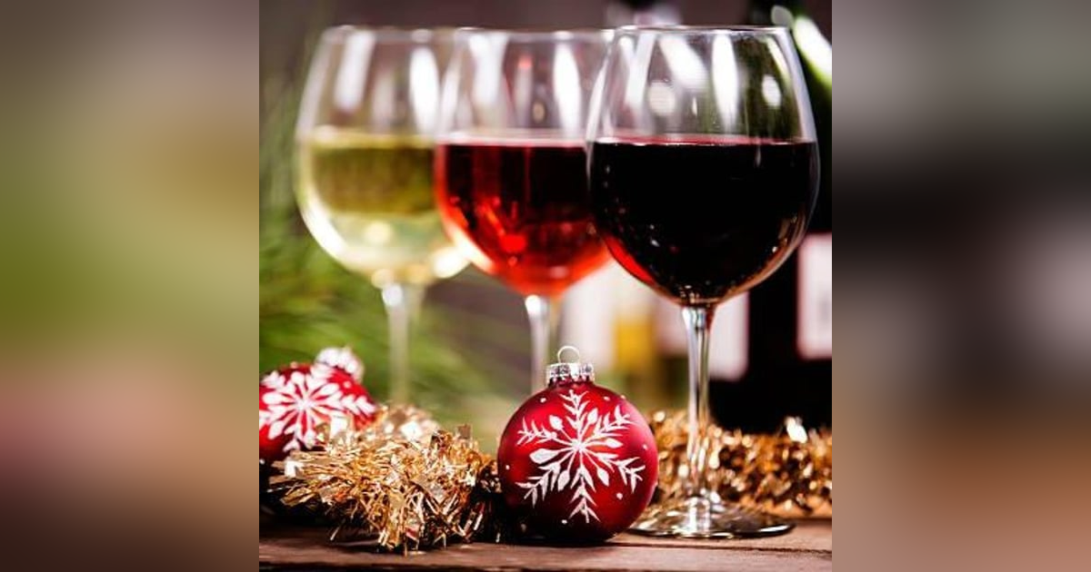 Christmas/Holiday Wine Traditions Around The World Christmas/Holiday Wine Traditions Around The World