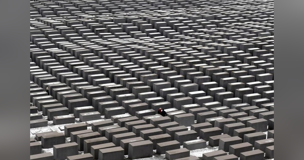 THE HOLOCAUST THE HOLOCAUST