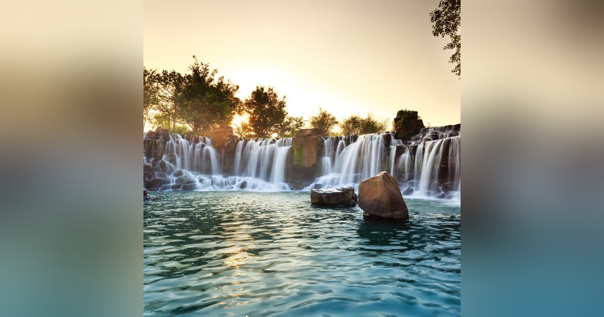 8 Hours of Calming Rivers and Waterfalls White Noise for Relaxation, Meditation, Sleep, Focus, Concentration, Work, and Stress Relief 8 Hours of Calming Rivers and Waterfalls White Noise for Relaxation, Meditation, Sleep, Focus, Concentration, Work, and Stress Relief