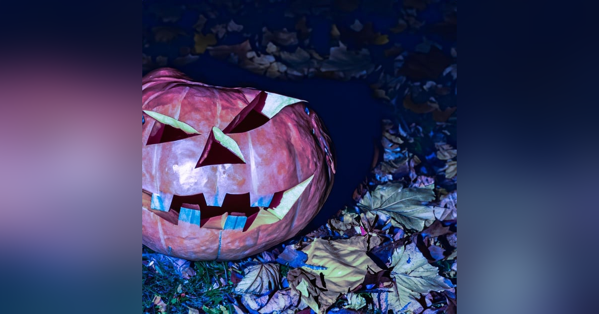 Six More Devious Tales of Halloween! Six More Devious Tales of Halloween!