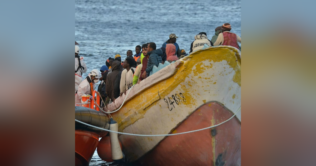 Las Noticias de La Mañana: El Gobierno planea regularizar a un millón de inmigrantes ilegales Las Noticias de La Mañana: El Gobierno planea regularizar a un millón de inmigrantes ilegales