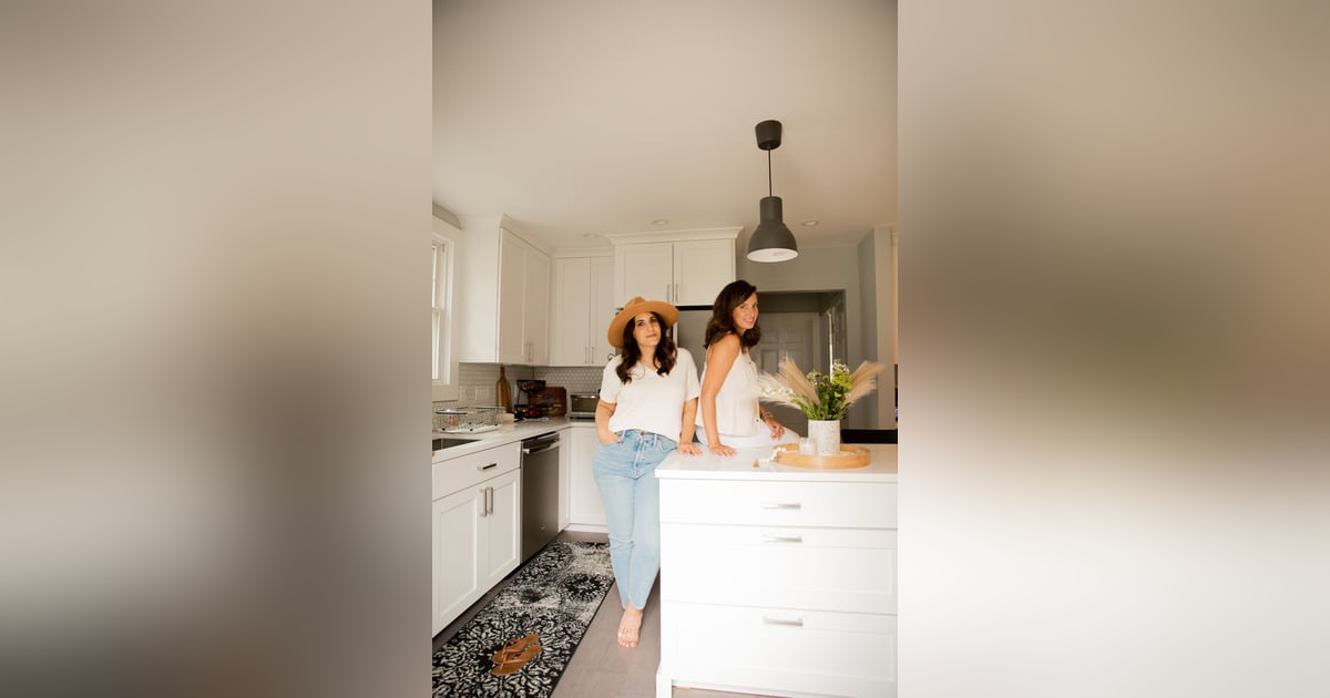 EP 179: CREATING BEAUTIFUL SPACES AND A THRIVING BUSINESS WITH MARY AND JESSICA OF LILY & MARIGOLD HOME AND DESIGN EP 179: CREATING BEAUTIFUL SPACES AND A THRIVING BUSINESS WITH MARY AND JESSICA OF LILY & MARIGOLD HOME AND DESIGN