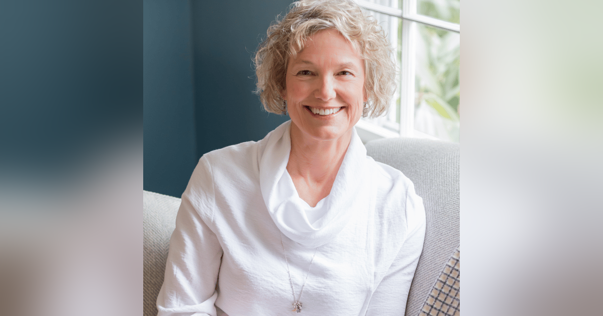 07: The 4 Step Apology To Make Things Right with Molly Howes 07: The 4 Step Apology To Make Things Right with Molly Howes