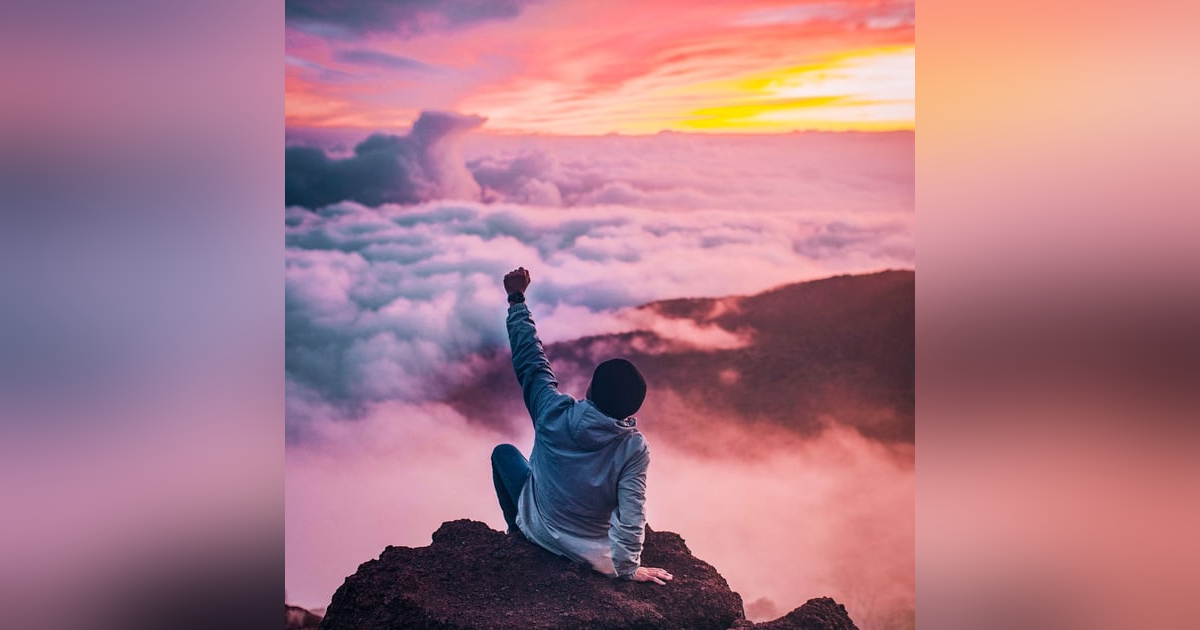 MOTIVATIONAL MOMENTS - COURAGE MOTIVATIONAL MOMENTS - COURAGE