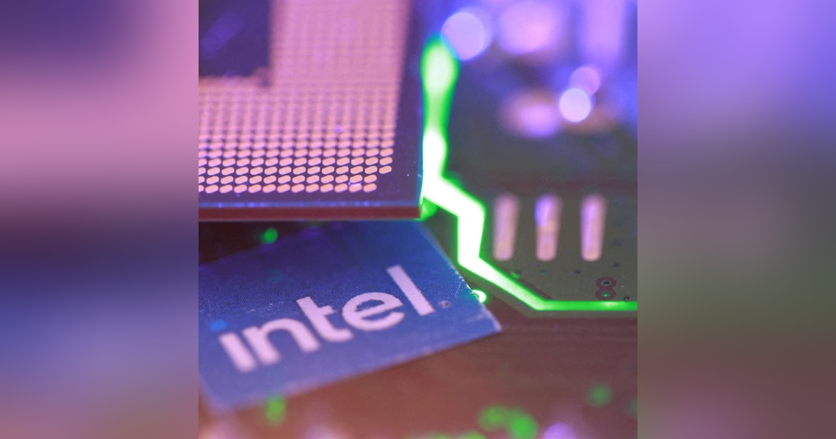 Trump makes the government Intel’s largest investor Trump makes the government Intel’s largest investor