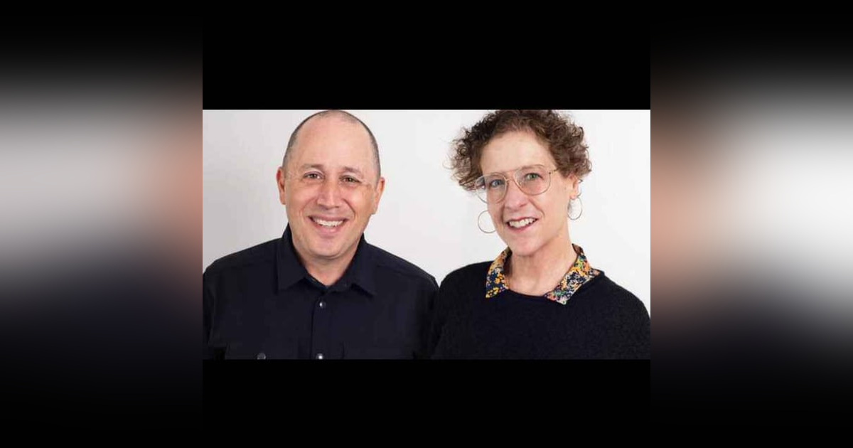 845: Sarah Goodyear and Doug Gordon: The War on Cars and Life After Cars 845: Sarah Goodyear and Doug Gordon: The War on Cars and Life After Cars