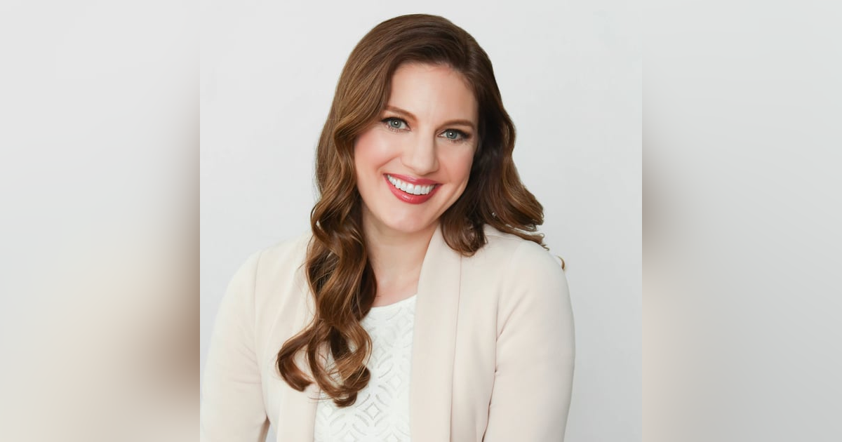 Nudity Isn’t Naughty: Redefining Confidence, Power, and Permission with Liz Hansen Nudity Isn’t Naughty: Redefining Confidence, Power, and Permission with Liz Hansen