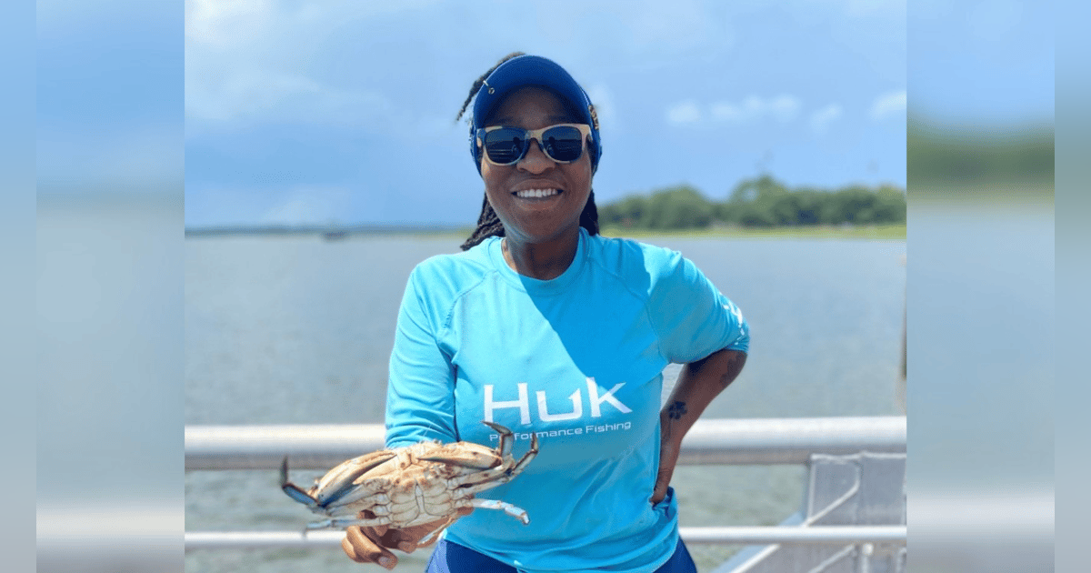 EP. 305 Exploring the Charms of Crabbing in Charleston: A Transformative Journey on the Water EP. 305 Exploring the Charms of Crabbing in Charleston: A Transformative Journey on the Water