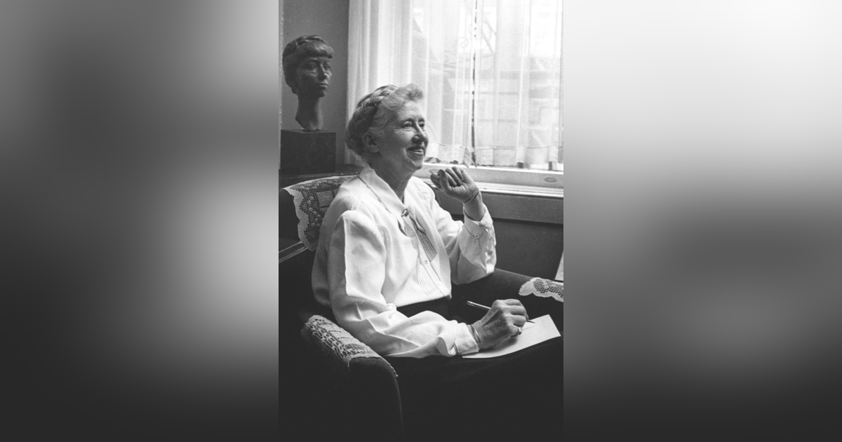 683 Marianne Moore (with Cristanne Miller) 683 Marianne Moore (with Cristanne Miller)