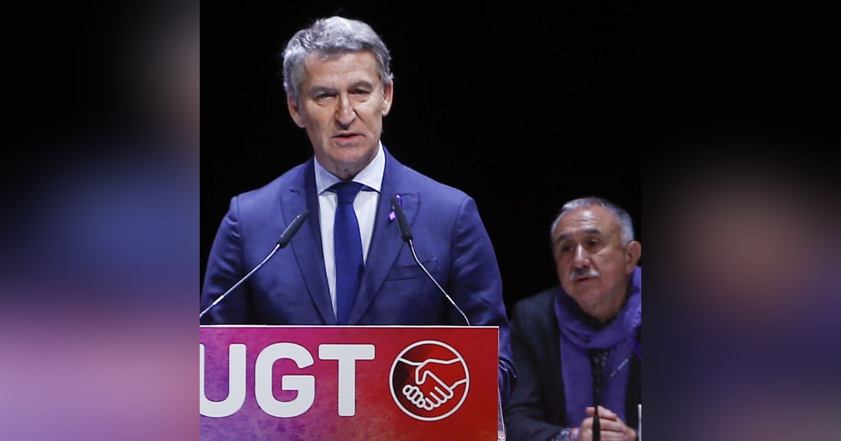 La República de los Tonnntos: ¿Qué hacía Feijóo en el Congreso de UGT? La República de los Tonnntos: ¿Qué hacía Feijóo en el Congreso de UGT?